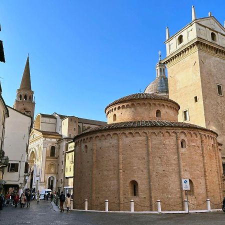 Ca' Isora Appartement Mantua Buitenkant foto